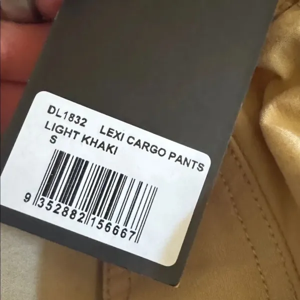 BY.DYLN Lexi Cargo Pants in light khaki S NWT - Image 7