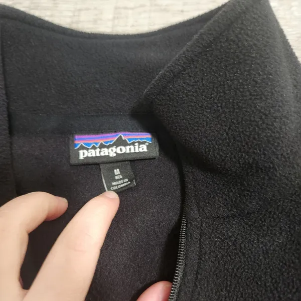 Patagonia Black Sherpa Half Zip Pullover Sweater Size Medium - Image 4
