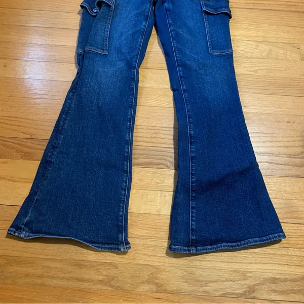 American Eagle Outfitters Low Rise Flare Stretch Jeans w Side Pockets Women’s 8 - Image 2