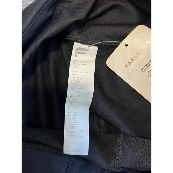 NWT Fabletics Oasis High-Waisted 7/8 Legging BLACK Size MEDIUM NEW w Tags‎ - Image 6