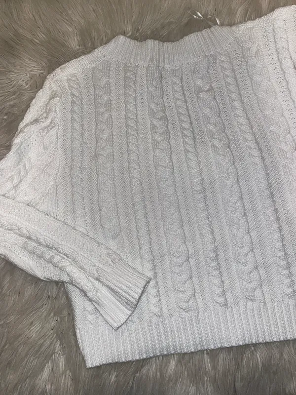 Jessenia Cable Knit Crop Sweater - Image 6