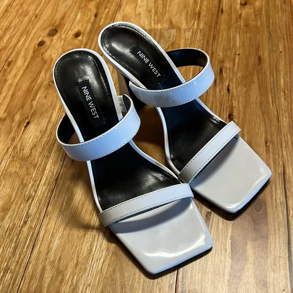 Nine West white open toe heels - Image 2