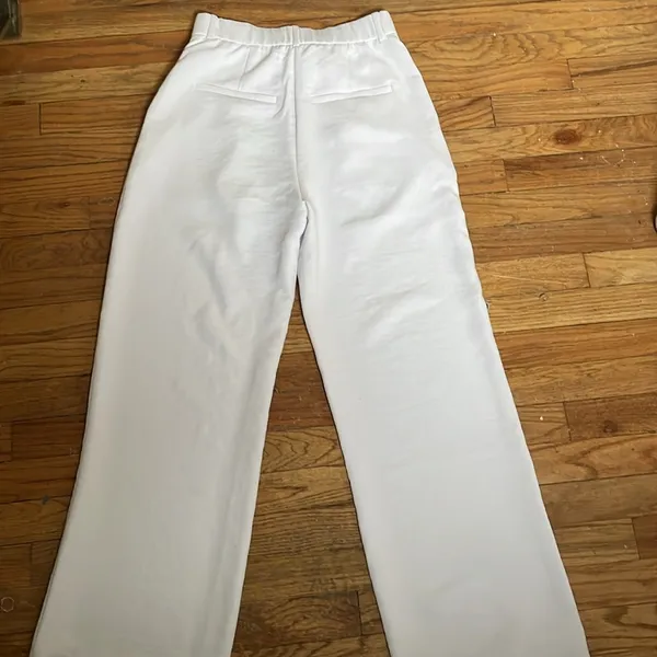 Abercrombie & Fitch ultra high wide leg size 27 4R white Women's - Image 3