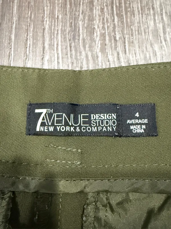 New York & Company Green High Rise Pants - Image 5