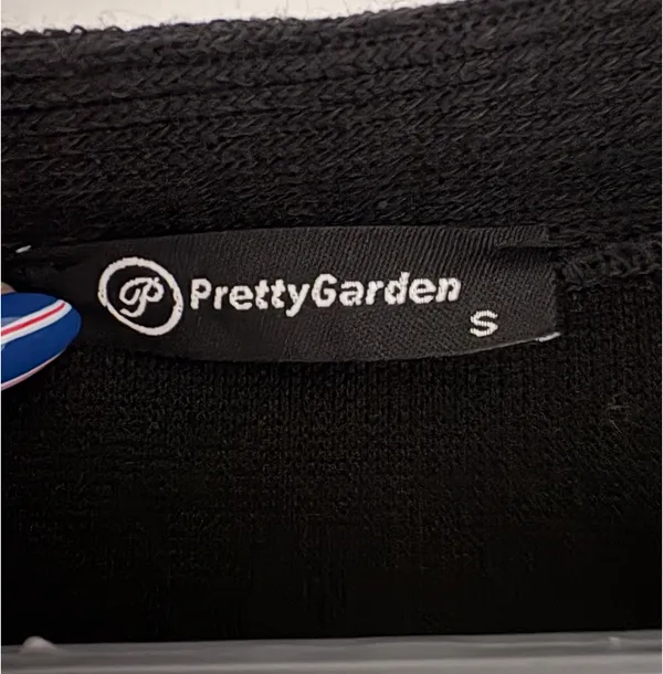 Pretty Garden Black Cardigan Sweater Cropped - Image 3