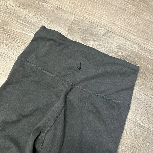 •NIKE• DRI FIT LEGGINGS - Image 5