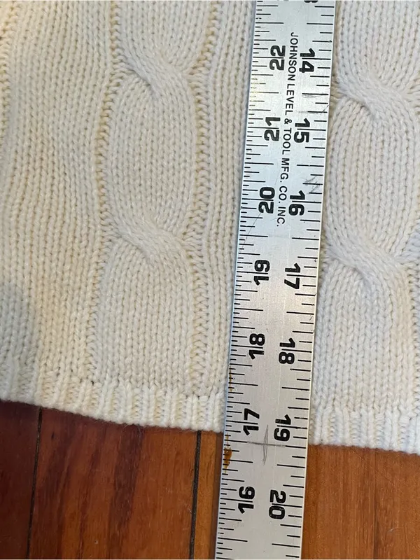 SO Cable Knit Cropped Boxy Sweater Women's Lg Cream V-Neck Winter Holiday Fall - Image 6