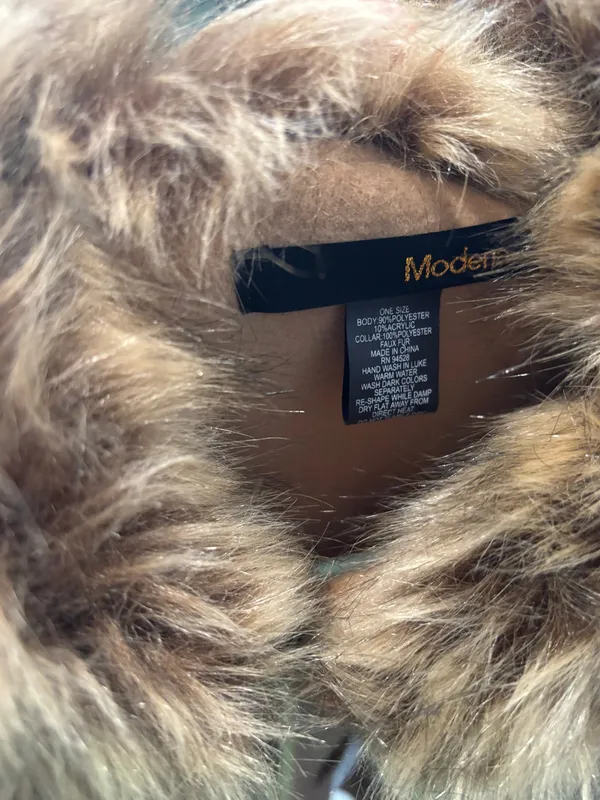 Modena tan cape with fur neck - Image 4