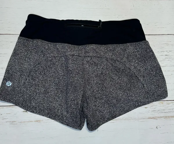 Lululemon Run Times Women’s Shorts 4” Sea Spray Alpine White Dark Chrome Size 4 - Image 4