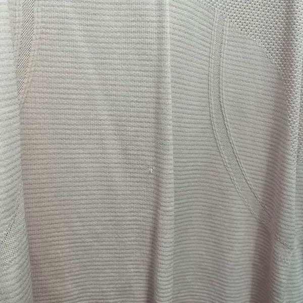 Lululemon Swiftly Tech Long Sleeve Crew - Image 4