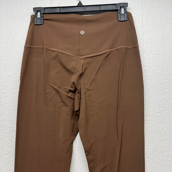 Lululemon Flared Leg High Rise Leggings Womens 8 Activewear Yoga Pilates Gym - Image 6