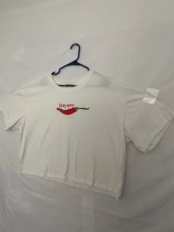 Princess Polly Women White Stay Spicy Chili Pepper Graphic Crop Tee Sz 10(A855) - Image 2