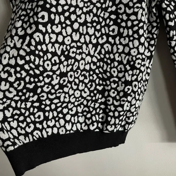 Ann Taylor Black White Leopard Print Crew Sweater Preppy Chic Cozy - Image 4
