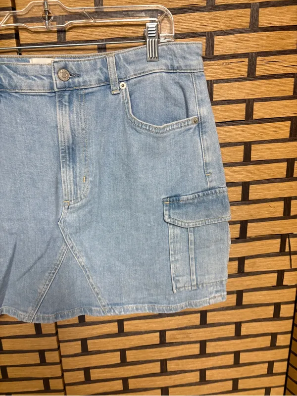 Rails Jean Cargo Mini Skirt Size 31 - Image 3