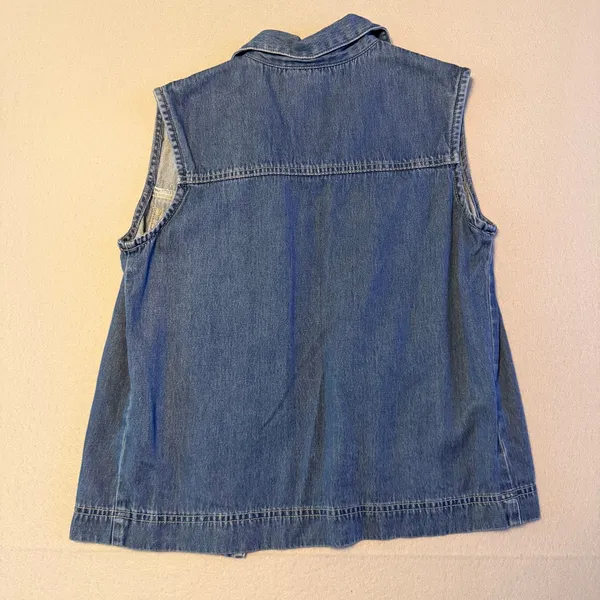 Coldwater Creek Tencel Blend Denim Trucker Vest Blue Sleeveless Women Size S - Image 8