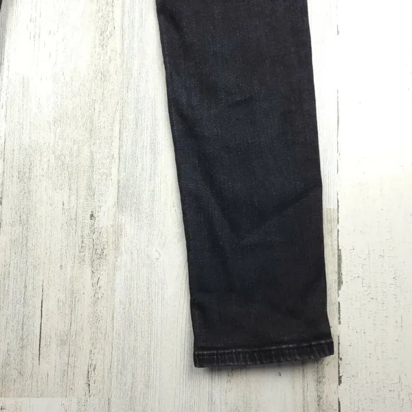 Levi’s Slimming Skinny Jeans Women’s Size 28 Black Stretch Denim Mid Rise - Image 6