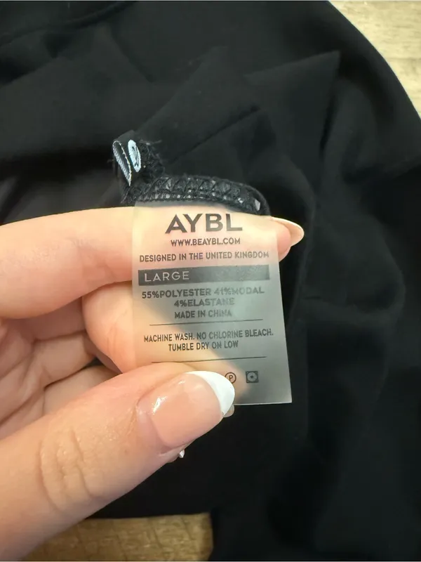 AYBL Cropped Oversized Jumper in Black Women’s Size Large Crewneck Sweatshirt - Image 6