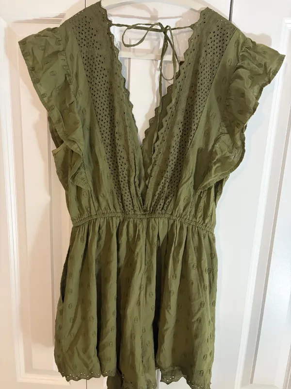 American Eagle Garden Party Wrap Romper - Image 4