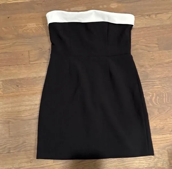 Edikted Black Strapless Mini Dress - Image 2