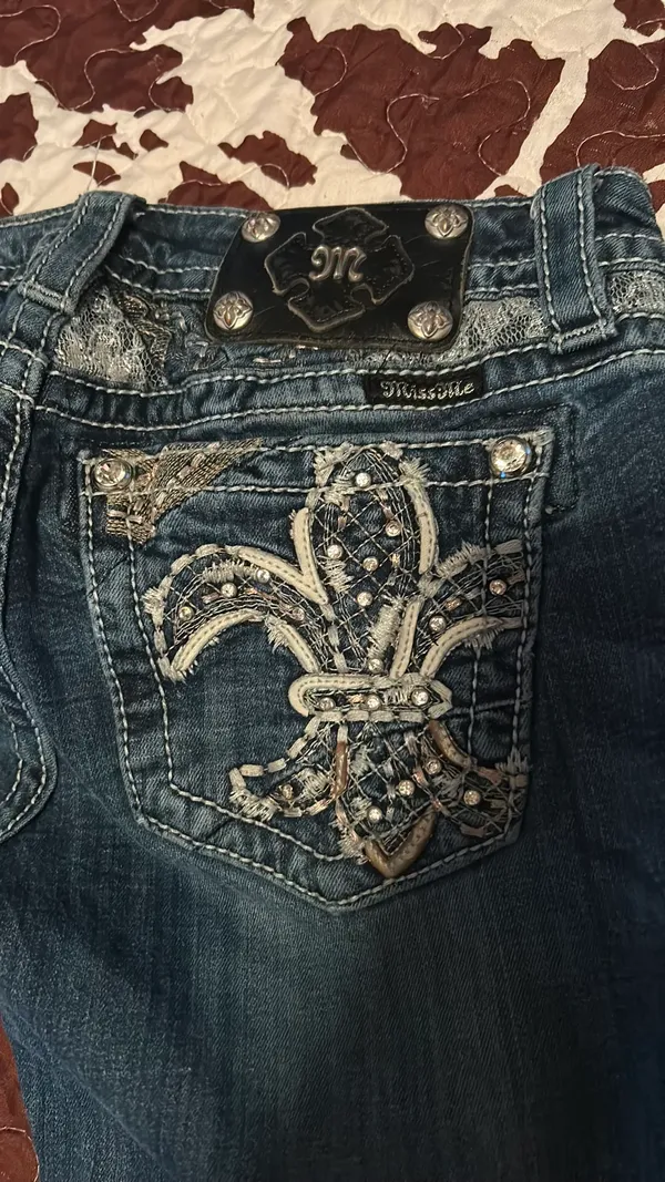 Miss Me Bootcut Jeans - Image 4