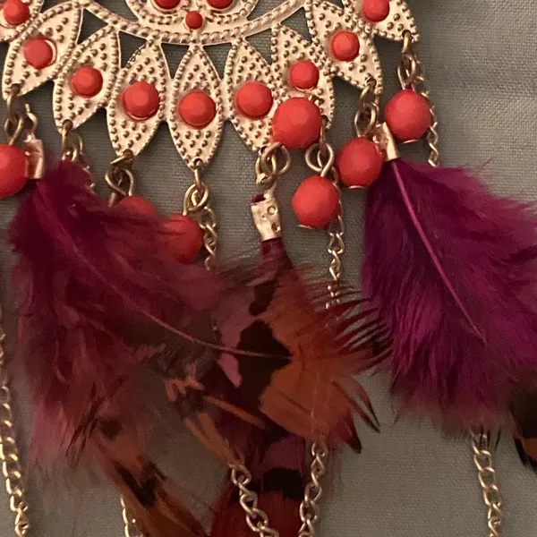 Pierced Dangle Earrings 6”H Silvertone Pink Beads Purple Feathers Boho Bohemian - Image 3