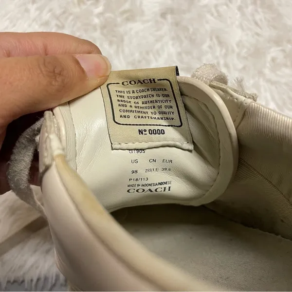 Coach Low Top Leather Sneakers 9B Leopard Print Heel Off-White Luxury C126 - Image 8