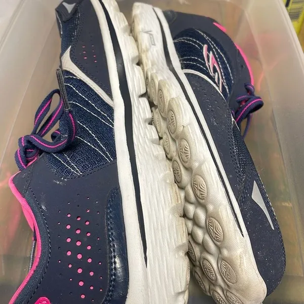 Sketchers size 9.5 Goga mat shoes. - Image 8