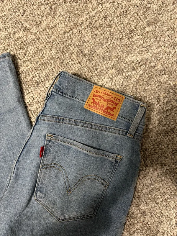 Levi’s Jeans Classic Bootcut - Image 2
