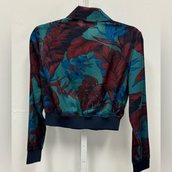 NWT Urban Outfitters Floral Leaf Print Floral Zip Up‎ Satin Cropped Bomber XS - Image 2