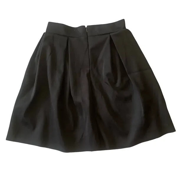 NWOT Dantelle Casual Ponte Pleated Skirt - Image 6