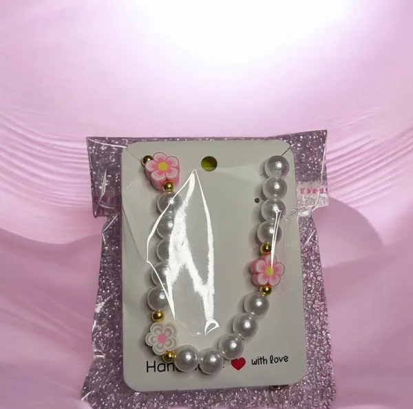 White Pearl With Flowers choker necklace - Image 3