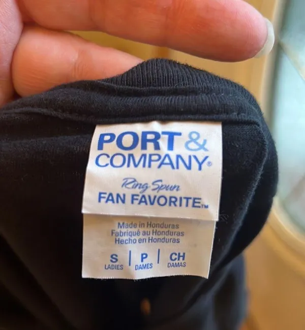 Broadway t-shirt 100% cotton, Size Small - Image 3
