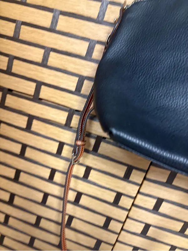 Dooney & bourke black Pebble grain leather satchel - Image 7
