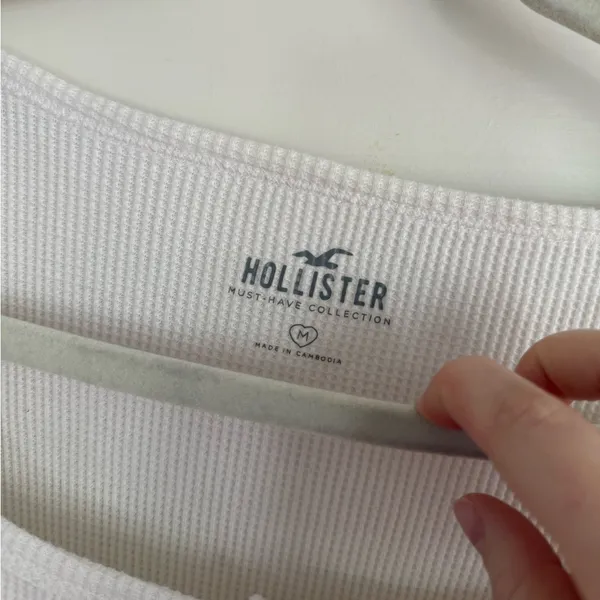 Hollister white long sleeve - Image 2