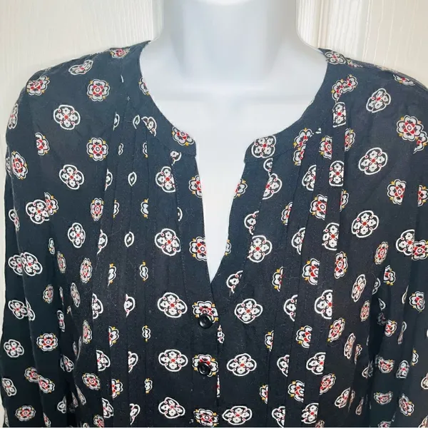 Old Navy Casual Floral Medallion Print MicroPleat front Tshirt Dress Navy XS - Image 4