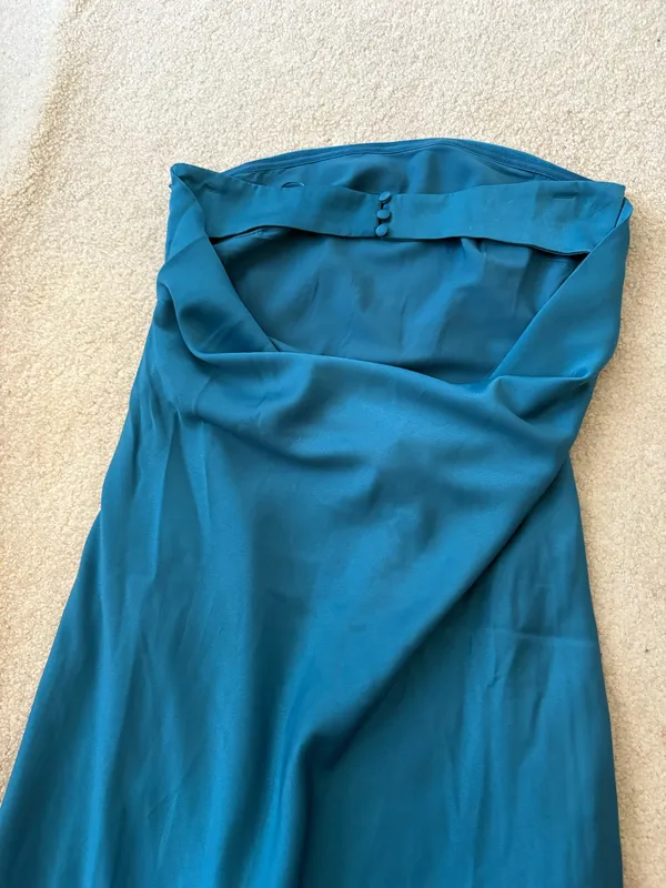 Le Lis Strapless Satin Dress - Image 3