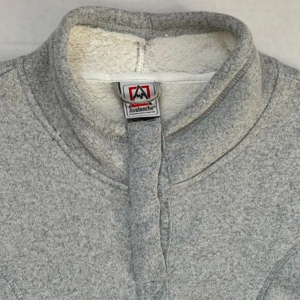 Avalanche- Women’s XL Gray Sweater - Image 2