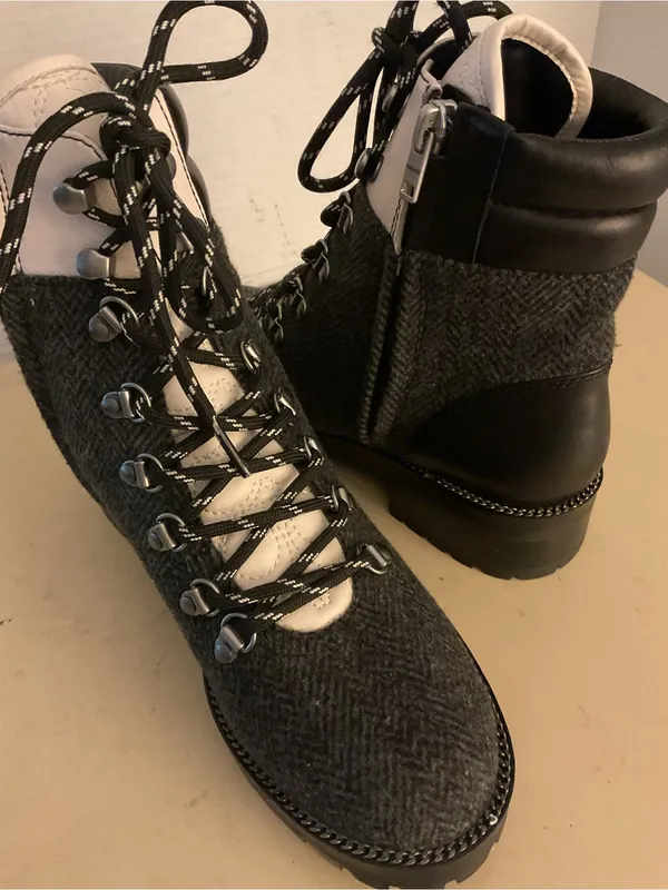 Coach women gray tweed black leather combat boots US 6 - Image 4