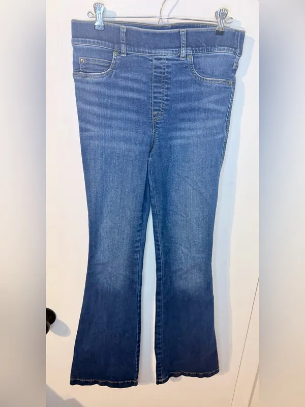 Spanx High Rise Flare Jeans Large Midnight Shade Pull On Shaping 20327R - Image 3