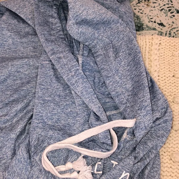 First I need coffee size medium blue hooded top White - Image 5