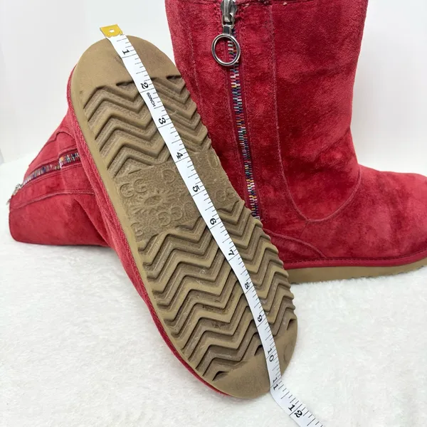 UGG Australia Peyton Red Boots with Rainbow‎ Zippers Size 5 - Image 13