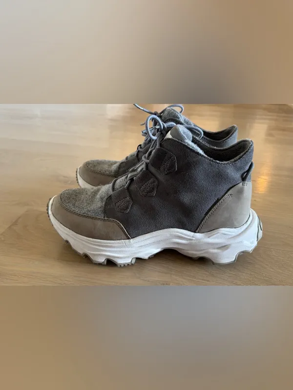 Sorel Kinetic Breakthru Caribou waterproof boots Quarry/Sea Salt gray 8.5 - Image 8