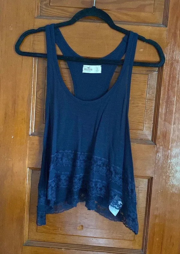 Hollister Tank Top - Image 4