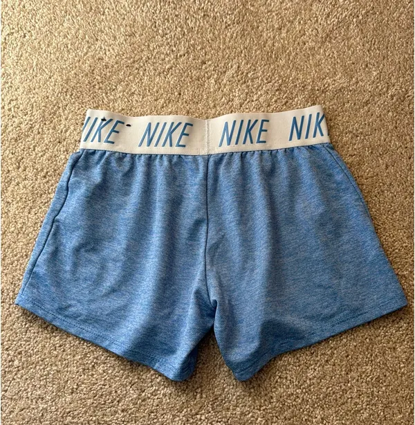 Nike Shorts Women’s - Image 2