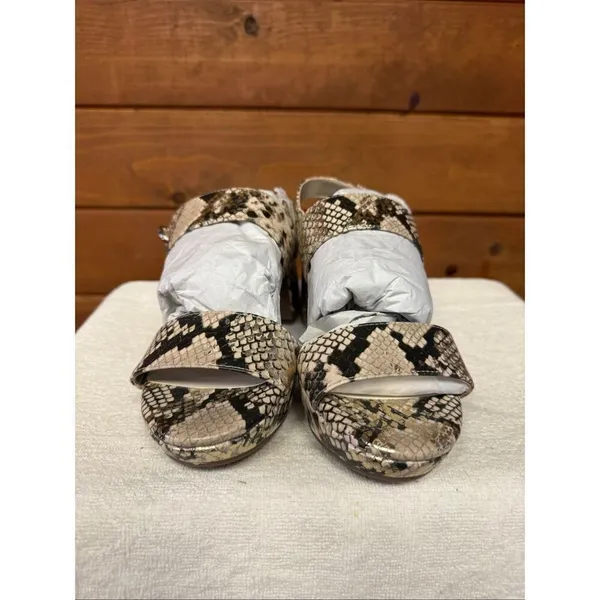 Anne Klein faux leather snakeskin block heel sandals Sz 7.5 NIB - Image 7