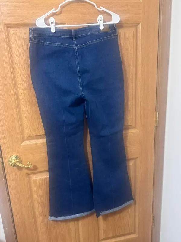 American eagle nwot flare jeans  - Image 4