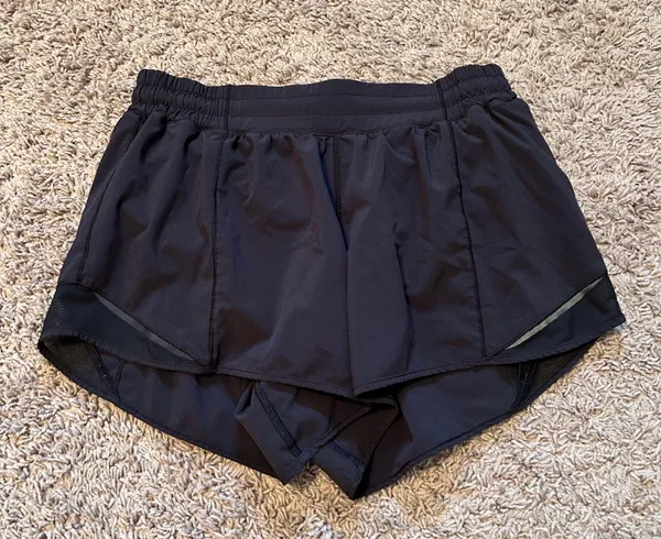 Lululemon ‼️ Hotty Hot Short II Long 4"‼️ - Image 5