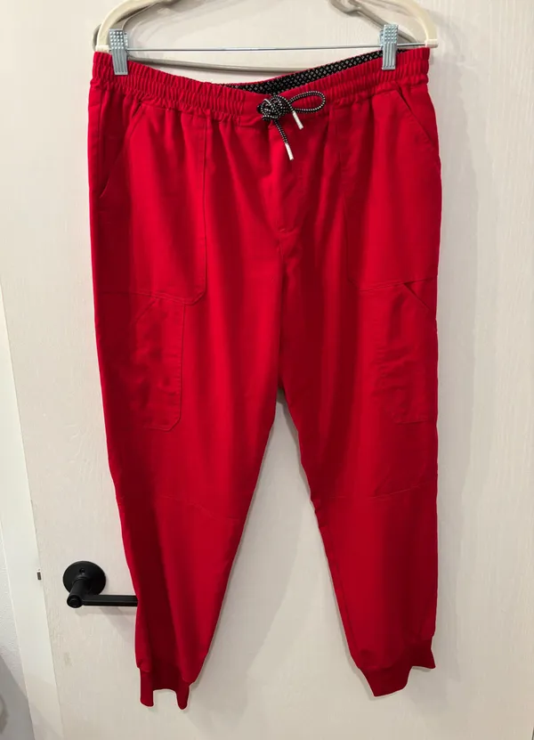 Beyond scrubs - Image 6