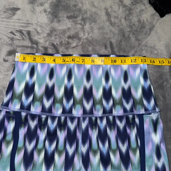 FP Movement Island Time Printed Shorts M Blue Ikat High Rise Activewear Gym - Image 8