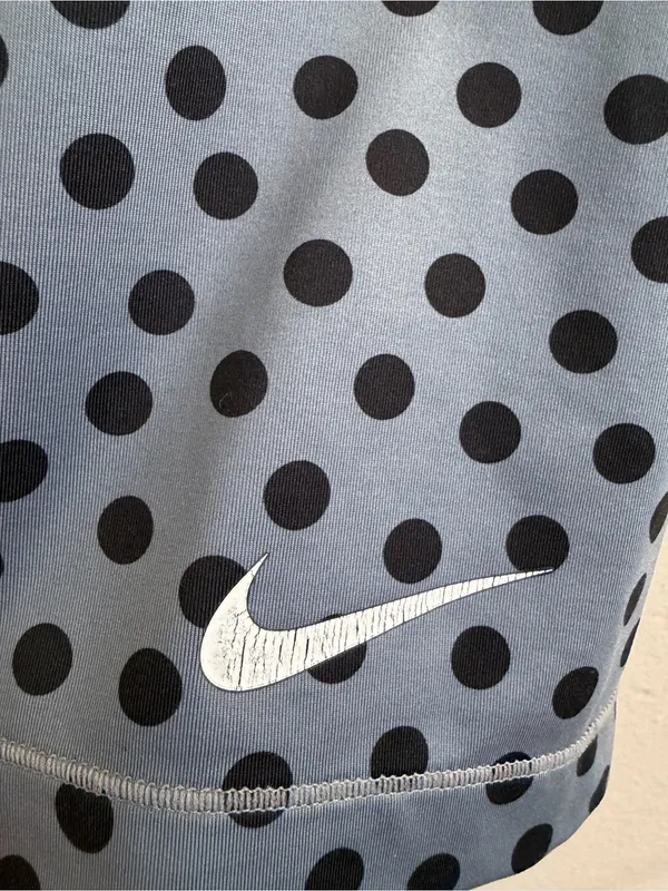 Nike Pro Gray and Black Polka Dot Bike Shorts Large - Image 3